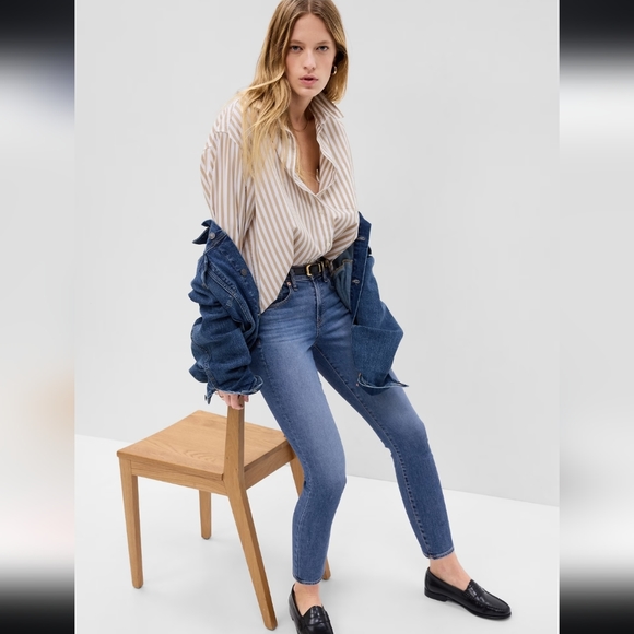 GAP Denim - Gap mid rise skinny jean